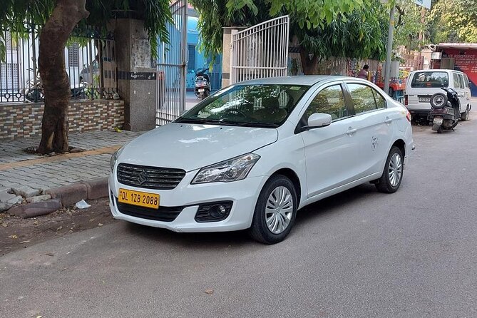 Delhi Airport to New Delhi Hotel Private Transfer - From airport exit gate to your hotel door
