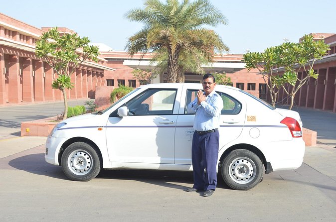 Delhi Airport Transfer – Pickup and Drop-Off (Choose One or Both) - Value and price: is $12.48 per person a smart deal?