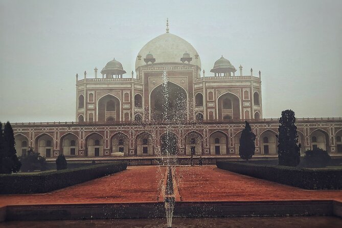 Delhi By Dawn:Secret morning Delhi Tour + Breakfast all inclusive - Jama Masjid drive-by views plus a real Old Delhi breakfast snack