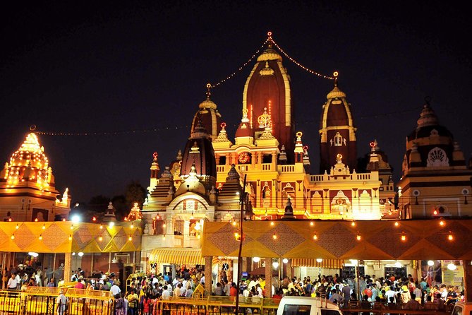 Delhi by Evening Tour with Private AC Car, Guide & Dinner - India Gate after dark: the easy first stop