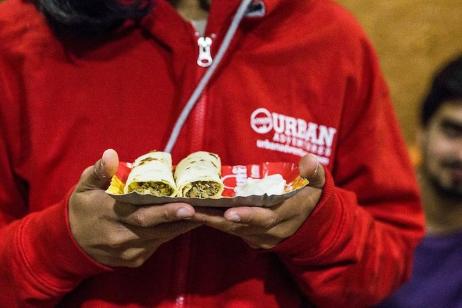Delhi Food Walk: Rickshaw Ride, Street Eats & Market Tour - Spark Mall Stop: Golgappa and the Yoghurt Bomb Effect