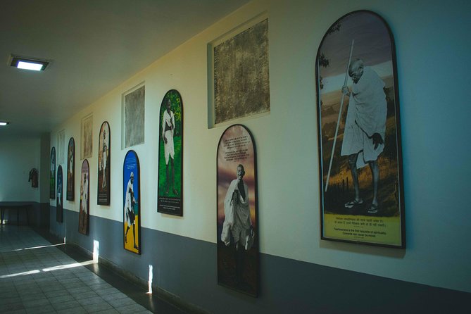 Delhi Footsteps of Mahatma Gandhi Half-Day Tour - Raj Ghat: the black marble memorial stop