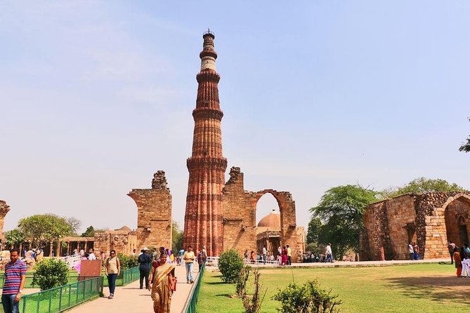 Delhi Full Day Including Old and New Delhi Private Tour - Pickup windows and the real pacing of an 8-hour loop