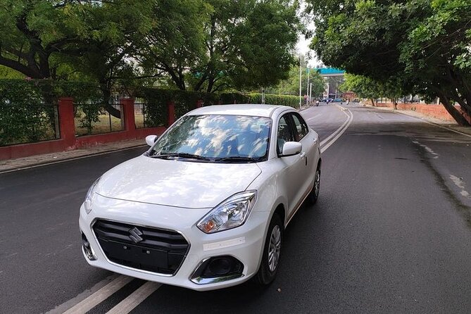 Delhi, Jaipur or Agra: Private One-Way Transfer - Comfort on the Road: Air-Conditioning, Water, and a Driver Who Works
