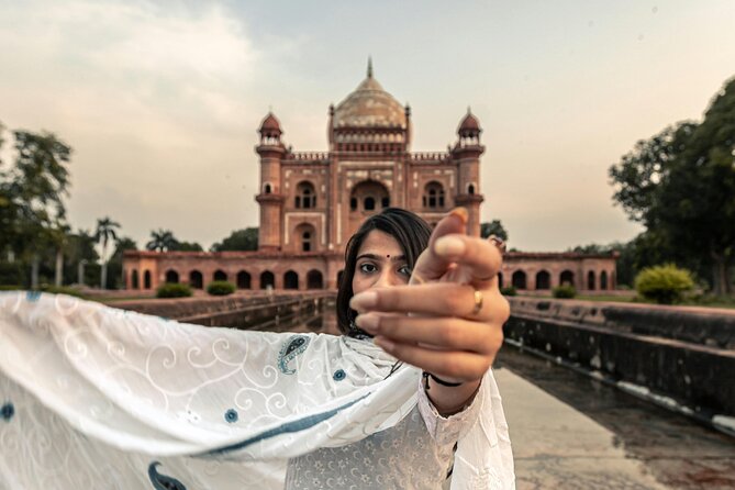 Delhi: Old and New Delhi Guided Full or Half-Day Tour - Qutub Minar: one hour that turns into “wait, that’s tall”