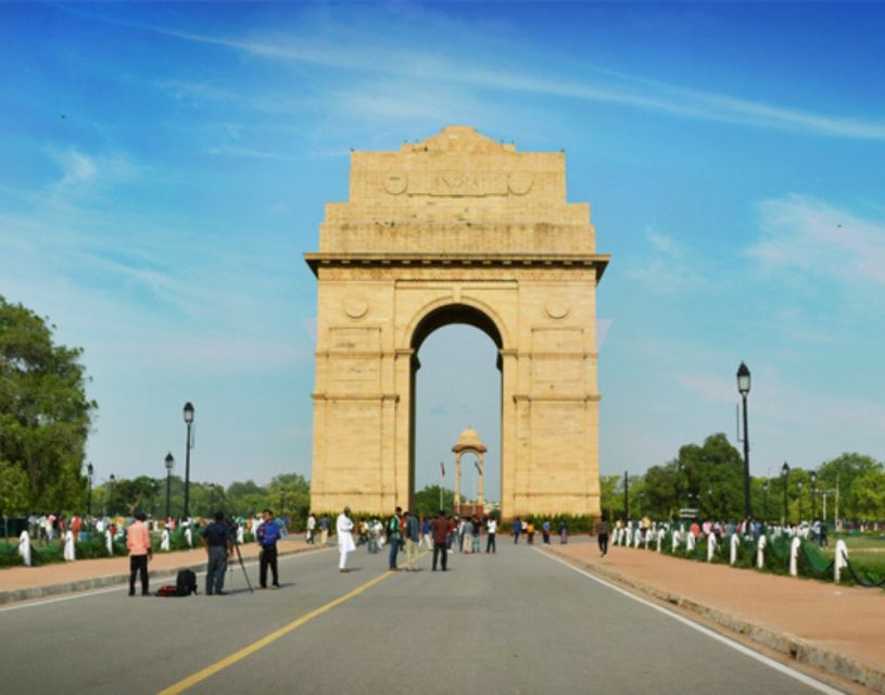 Delhi: Private Old and New Delhi Full or Half-Day City Tour - Qutb Minar and Humayun’s Tomb, the New Delhi monuments that anchor your photos