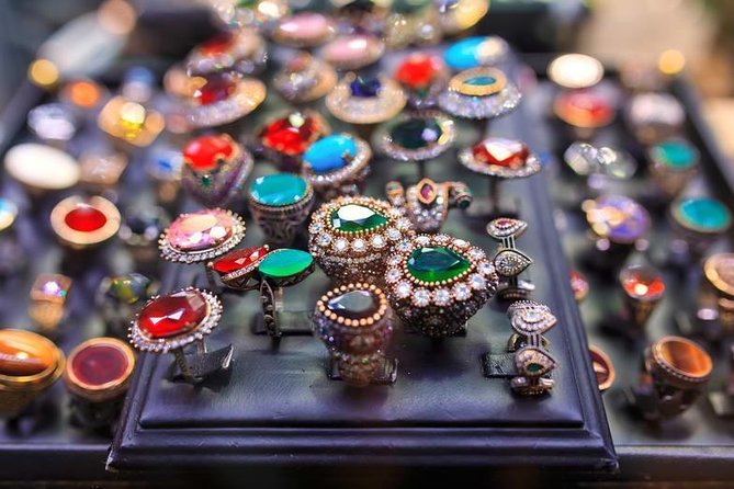 Delhi Private Shopping Tour with transfers - Price and value: what $17.59 per person really buys