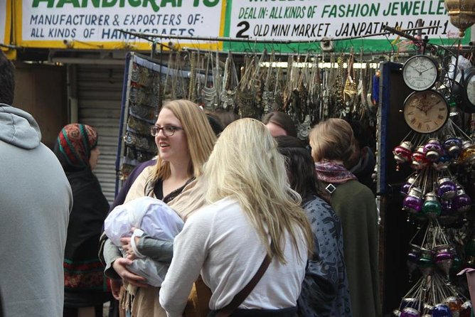 Delhi Private Shopping Tour with transfers - Practical tips for a smooth 4-hour run