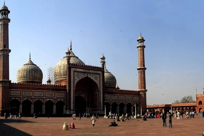 Delhi Shopping Tour: Top Bazaars, Crafts & Souvenir Finds - Comfort, Walking, and Timing for a Smooth Half-Day
