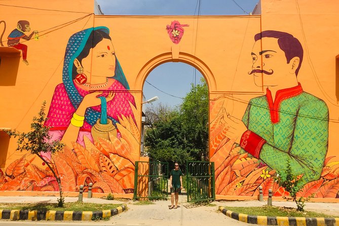 Delhi Street Art Tour - Lodhi Garden: tombs, mosques, and a calm walk break