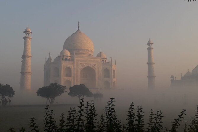 Delhi: Taj Mahal Sunrise & Agra Private Day Tour With Transfers - Taj Mahal sunrise: what you should focus on at the gate and inside