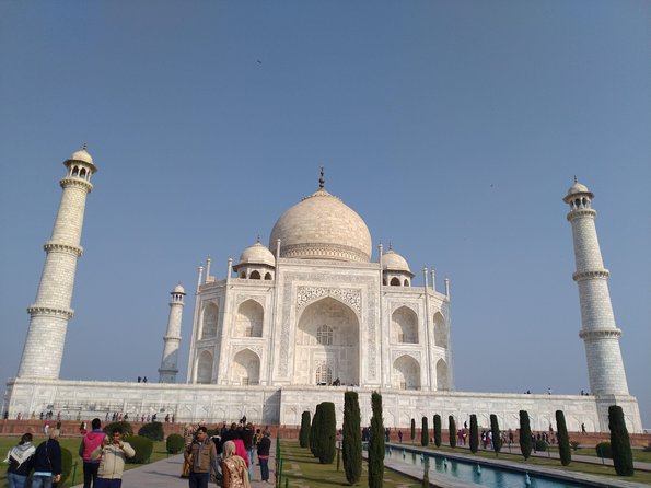 Delhi To Agra Overnight Trip by Car - The evening plan: hotel time plus a real shopping break