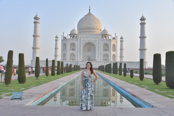 Delhi to Agra Private Day Trip with Sunrise Taj Mahal & Agra Fort - Meeting point in Aerocity and the drive to Agra