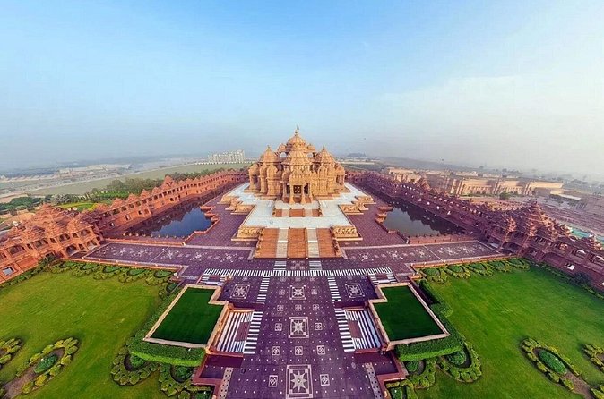 Delhi: Visits to Swaminarayan Akshardham with guide & transfers - What you’ll see inside Akshardham grounds