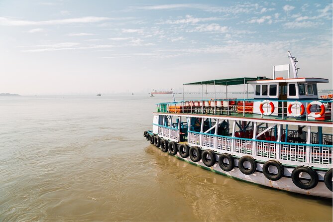 Delightful Elephanta Caves Excursion Mumbai (Guided Half Day Sightseeing Tour) - Ferry from Gateway of India: the part you will remember