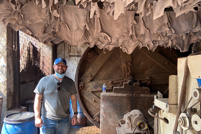 Dharavi Slum tour in Mumbai by local resident - The core experience: walking the work areas of Dharavi