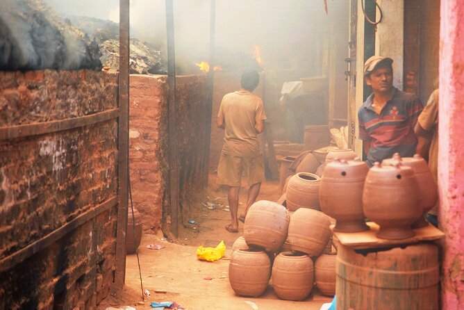 Dharavi Slum Walking Tour: Daily Life in Asia's Largest Slum - Kumbharwada potters’ colony, where clay traditions still run the schedule