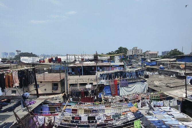 Dharavi Slum Walking Tour: Mumbai’s Inspiring Small Industries - The first phase: the commercial side and the recycling engine