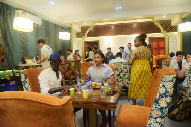 Dinner at Indian Ethnic Restaurant & Witness Majestic Night Arti - Hawa Mahal during your evening transfer: why this stop still matters