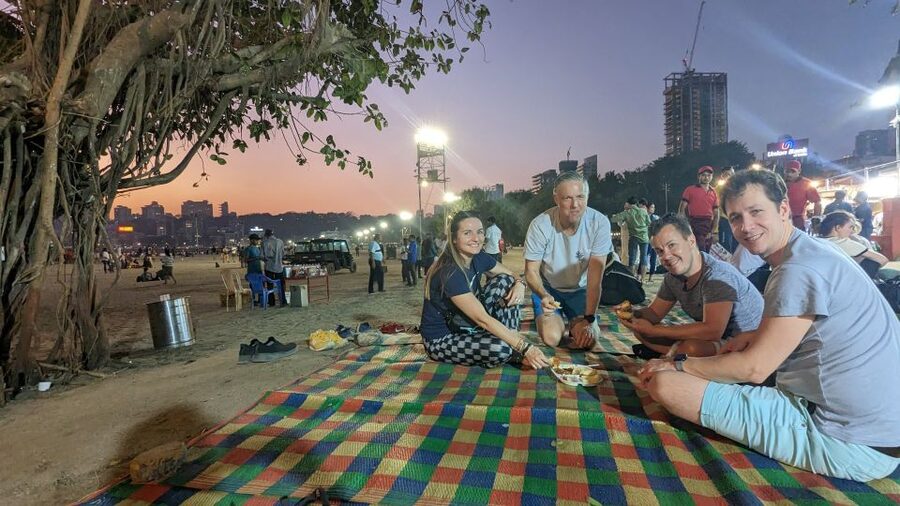 Discover Mumbai's street & beach with Vegetarian food tour - Entering the Churchgate-to-beach rhythm