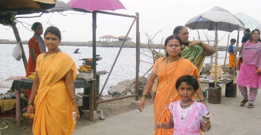Elephanta Cave Tour with Bollywood Tour - How the Day Flows, from Pickup to Island Ferry