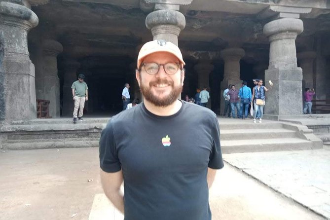 Elephanta Caves & Island Guided Private Tour - From Colaba to the harbor: pickup that reduces stress