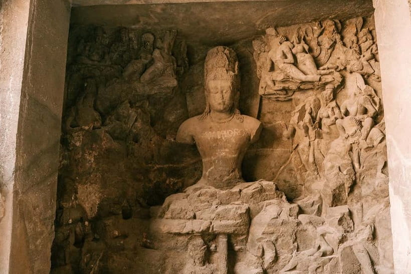 Elephanta caves tour in Mumbai - Group & Private Options - Price and value: $40 is reasonable, but option choice matters
