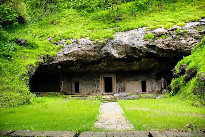Elephanta Island Guided Tour - Private pickup and a smooth ride to the ferry