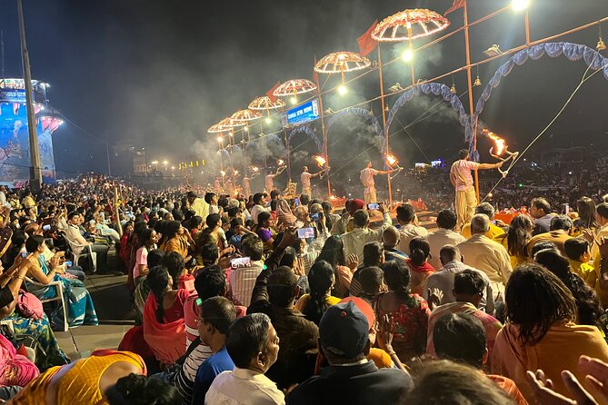 Evening Aarti of Mother Ganga - Dashashwamedh Ghat and the burning ghats: what you will see at Stop 1