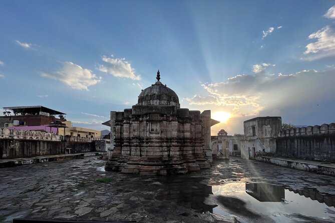 Evening Walking tour with Fire Ceremony - The Pushkar Route - The 5:00 pm start and how the pacing works on foot