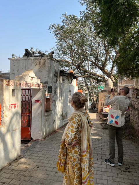 Evening Walking Tour with Fire Rituals-The Pushkar Route - Halwai Gali, malpua, and the sweet stop that fits the walk