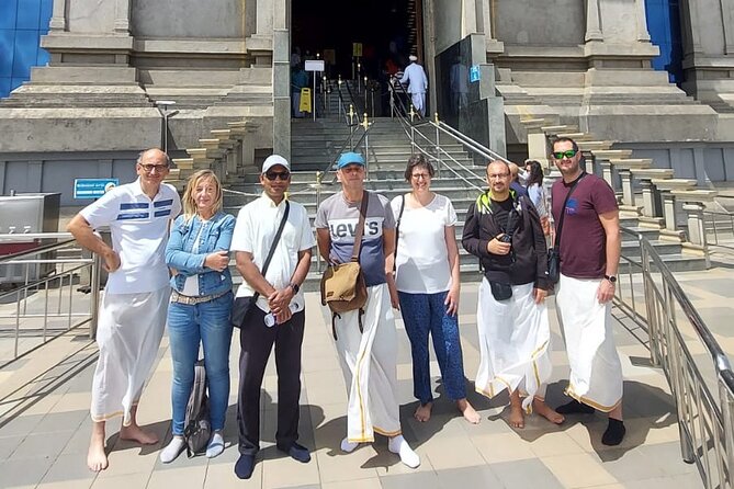 Experience Bangalore - City Tour, Authentic Food & market (Food/Culture/History) - A One-Day Bengaluru Plan That Mixes Temples, Parks, and Real Markets