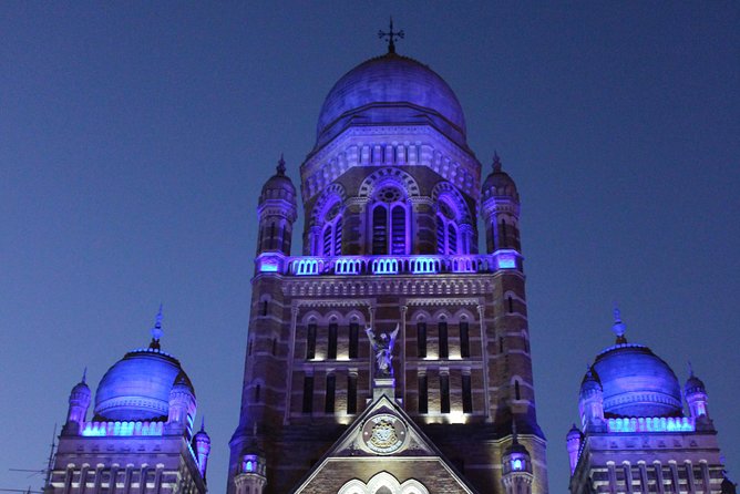 Experience the Off Beat and Alternative Tour of Mumbai! - Transit on Local Lines: What It Changes About Your Day