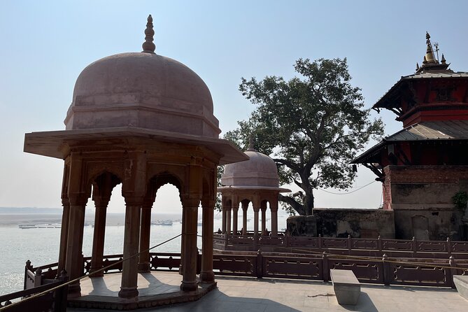 Explore the Ancient and Hidden Sides of Varanasi - The City Between Stops: Narrow Lanes, Mosques, Markets, and Corridor Views