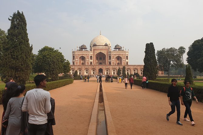 Exploring Old and New Delhi Full-Day Private Guided Trip - Jama Masjid: the scale of Shah Jahan’s mosque