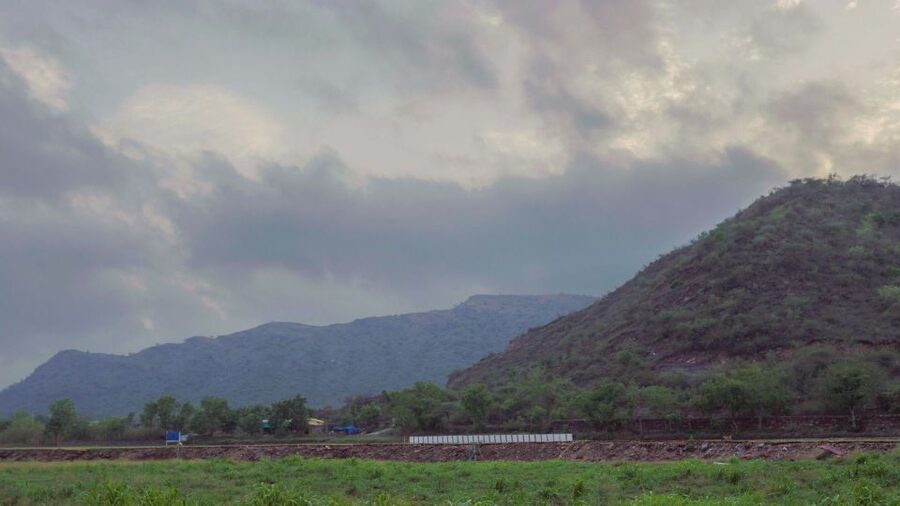 Farm to Table: With a local farmer family - Getting picked up and finding your hosts on the outskirts