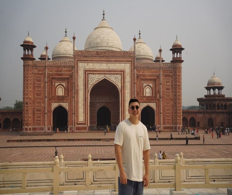 Fast-track entry into taj mahal with entrance included. - Pickup in Agra, then straight to the main event
