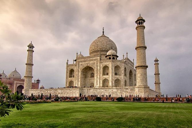 Five Day - Private Luxury Golden Triangle Tour to Agra & Jaipur From New Delhi. - Day 2 to Agra: Temple Grandeur, the Drive, and a Taj Warm-Up
