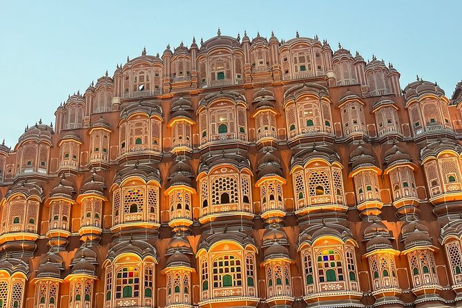 Five days Golden Triangle India Tour From Delhi - Day 1 in Delhi: UNESCO towers, Old Delhi power, and temple showmanship