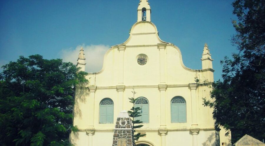 Fort Kochi & Mattanchery 3-Hour Walking Tour - Paradesi Synagogue and Jew Town: art, ritual, and spice air