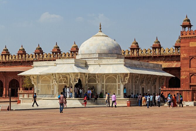 From Agra: Skip-the-Line Taj Mahal & Agra Fort Private Day Tour - Who this tour suits best in Agra
