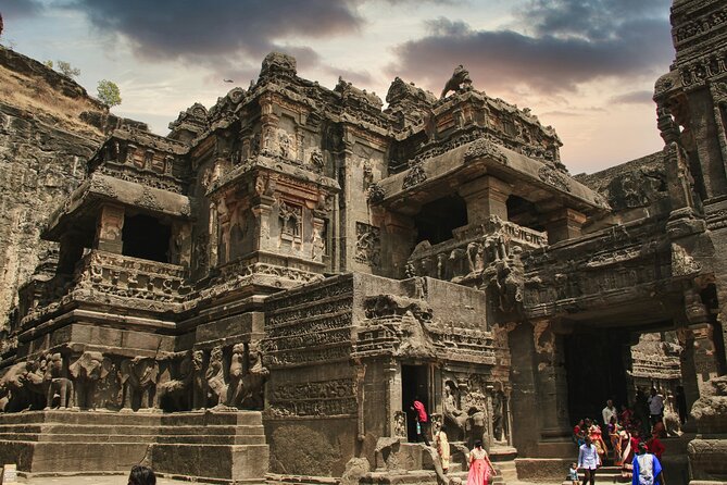 From Aurangabad: 1-Day Taxi Trip to Ajanta and Ellora Caves - Why a private taxi from Aurangabad works so well
