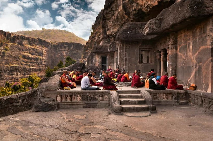 From Aurangabad: Ajanta & Ellora Day Tour with All Inclusion - Aurangabad Pickup and the AC Comfort That Buys You Energy