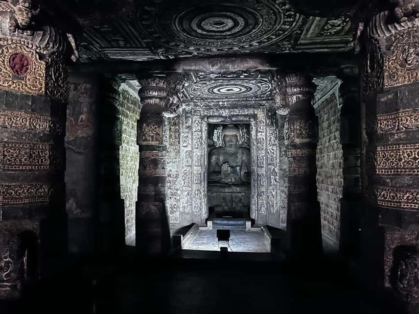 From Aurangabad: Ajanta & Ellora Day Tour with All Inclusion - Ellora Caves and the Kailasa Temple: One Rock, Many Religions