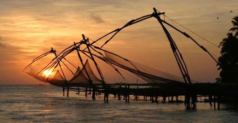 From Cochin: Fort Kochi and Mattancherry Sightseeing Tour - A shore-excursion route that stitches Kochi together
