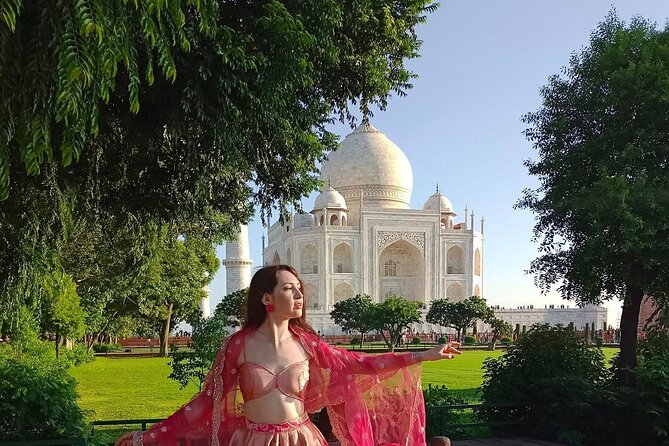 From Delhi: 2-Day Taj Mahal & Jaipur Express Tour (Hotel & Guide) - The road to Jaipur: lunch on your own and a long afternoon drive
