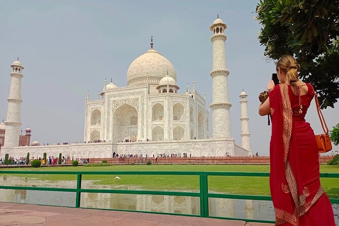 From Delhi: 2-Day Taj Mahal & Jaipur Express Tour (Hotel & Guide) - City Palace and Jantar Mantar: where the story gets clearer