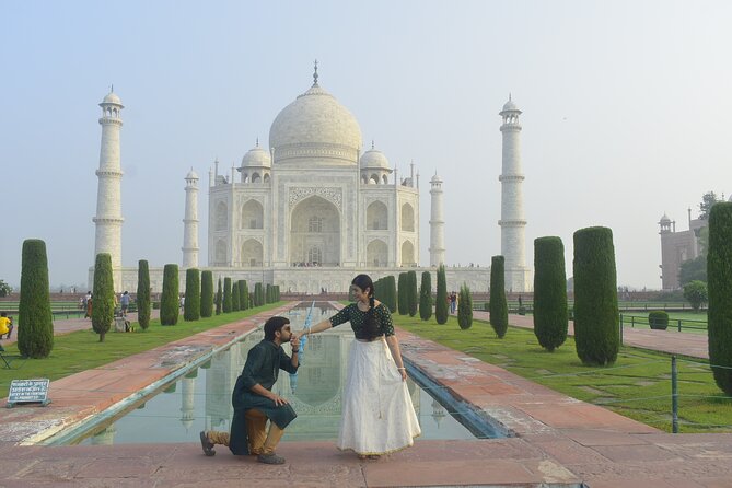 From Delhi: 2 Days Taj Mahal & Agra City Tour With Fatehpur Sikri - Stops, timing, and the smooth private-driver rhythm