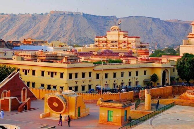 From Delhi : 6 Days Delhi, Jaipur, Agra & Ranthambore By Car - The guide makes the difference: ML, Faizan, Kam, Krishan, Malik, and Vipin