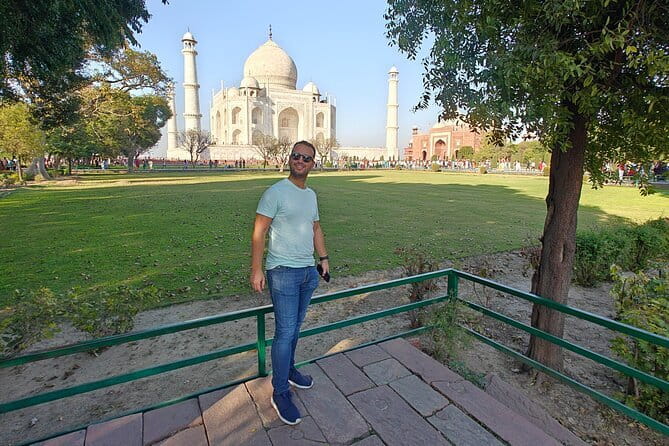 From Delhi : Full Day Taj Mahal & Agra Tour by Car - Price and value: what $65 per person really covers